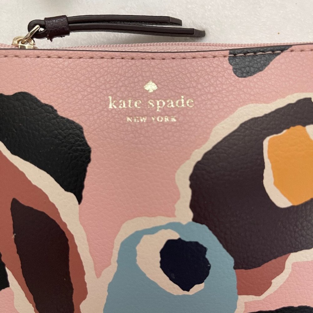 Kate Spade Abstract Zip leater Pouch w 3D Monkey key chain - Picture 9 of 11